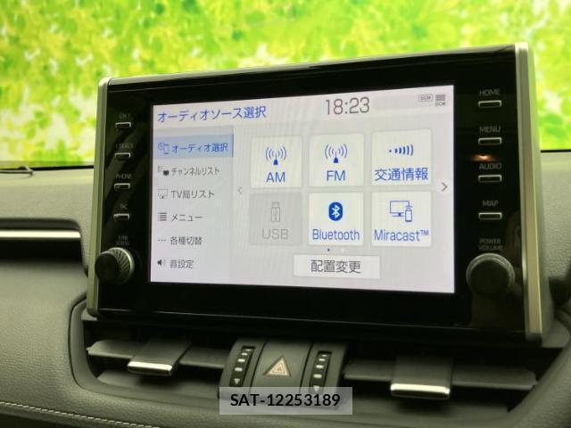 Toyota RAV4 2021-10 8753497-10