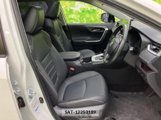 Toyota RAV4 2021-10 8753497-3