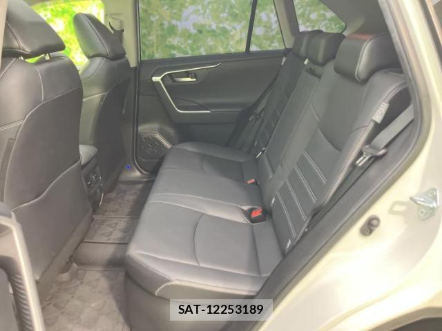 Toyota RAV4 2021-10 8753497-6