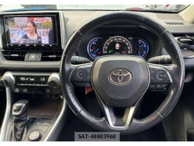 Toyota RAV4 2020-11 8753709-2