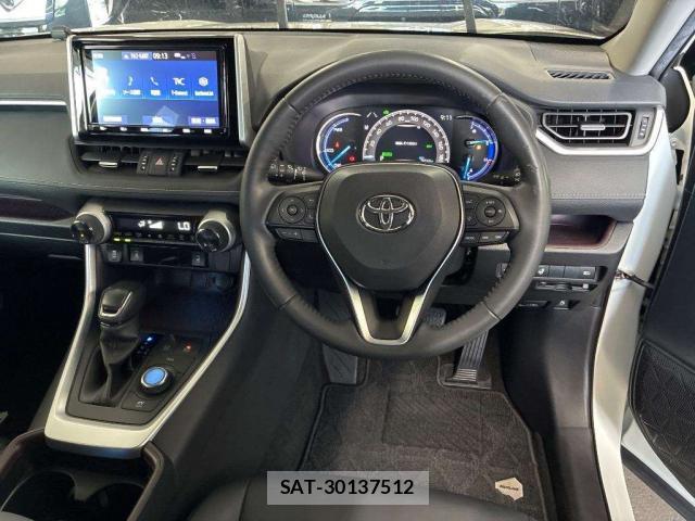 Toyota RAV4 2019-07 8753872-2