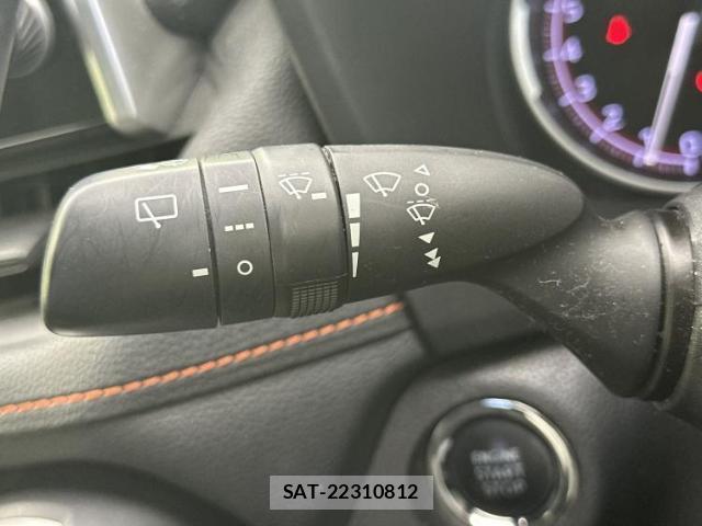 Toyota RAV4 2020-10 8754352-14