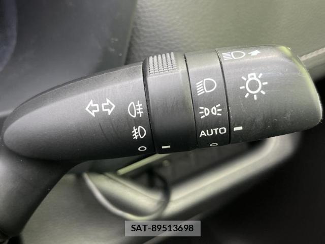 Toyota RAV4 2020-04 8754522-15