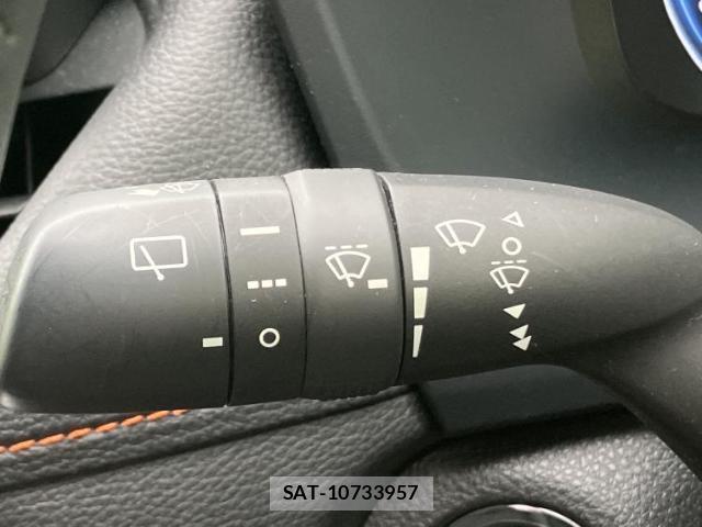 Toyota RAV4 2023-12 8754537-15