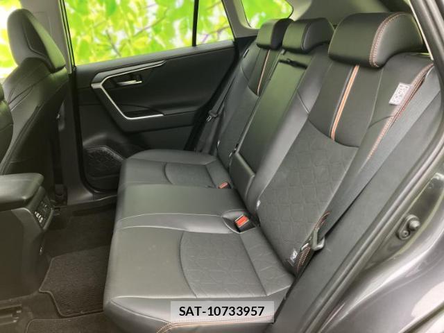Toyota RAV4 2023-12 8754537-6