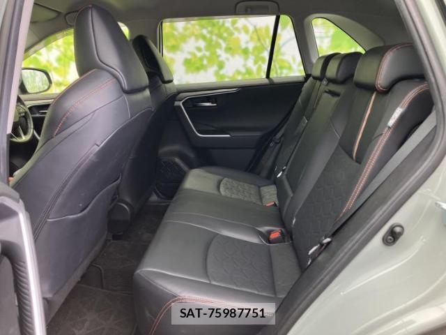 Toyota RAV4 2020-09 8754577-7