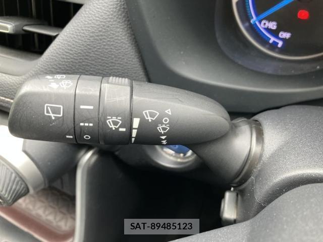 Toyota RAV4 2019-11 8754654-16