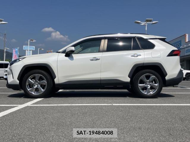 Toyota RAV4 2020-12 8754714-1
