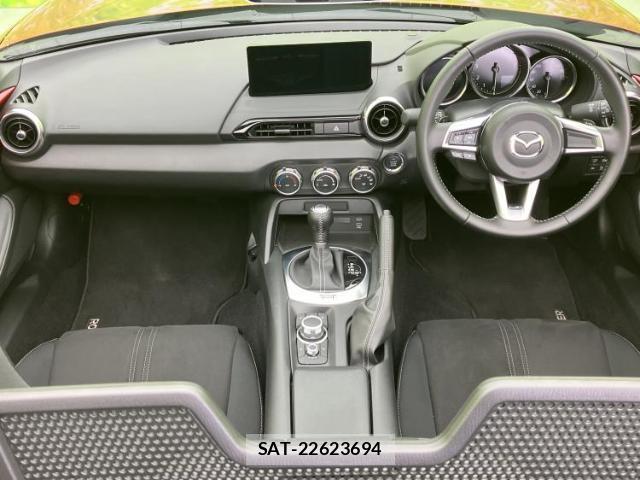 Mazda ROADSTER 2024-10 8752837-4