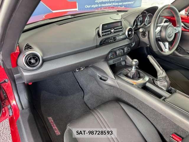 Mazda ROADSTER 2016-04 8753357-11