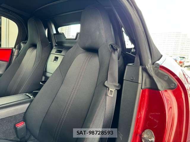Mazda ROADSTER 2016-04 8753357-12