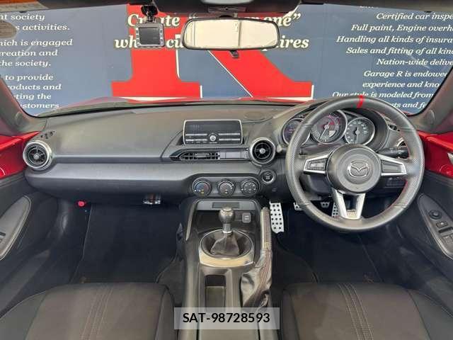 Mazda ROADSTER 2016-04 8753357-3
