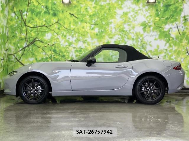 Mazda ROADSTER 2024-09 8754383-1