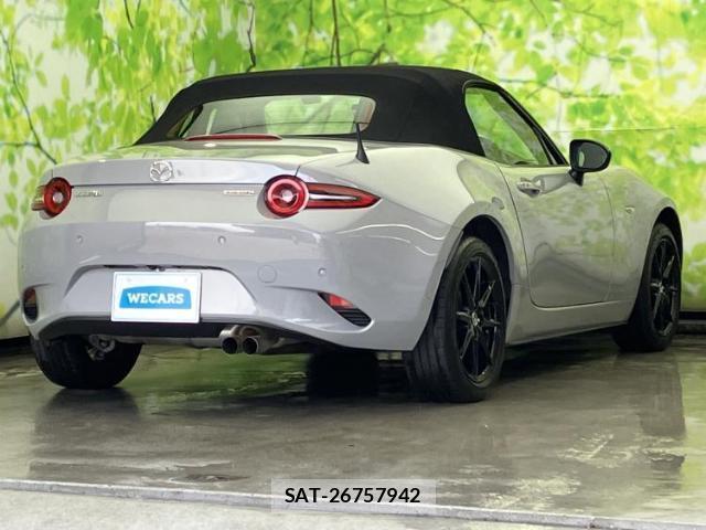 Mazda ROADSTER 2024-09 8754383-2