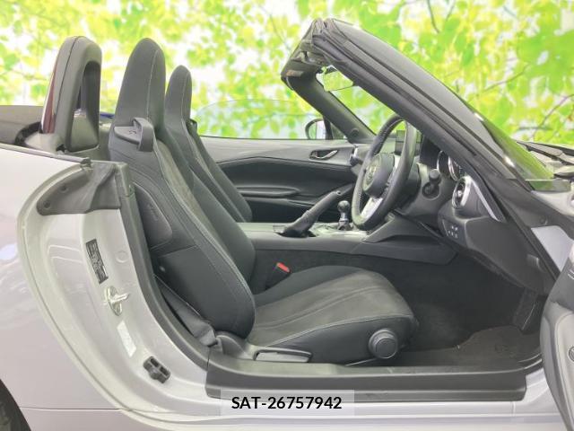 Mazda ROADSTER 2024-09 8754383-5