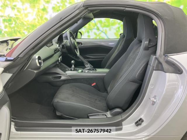 Mazda ROADSTER 2024-09 8754383-6