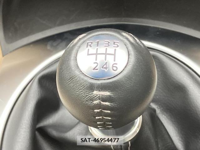 Mazda ROADSTER 2025-01 8754405-16