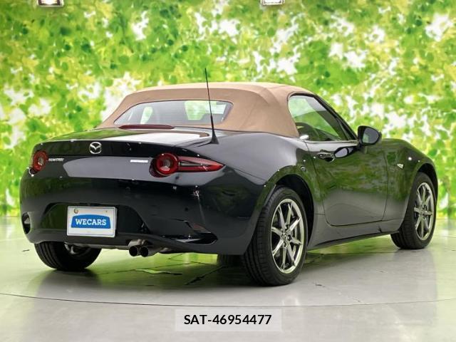 Mazda ROADSTER 2025-01 8754405-2