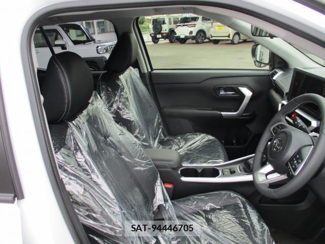 Daihatsu ROCKY 2026-08 8754178-5