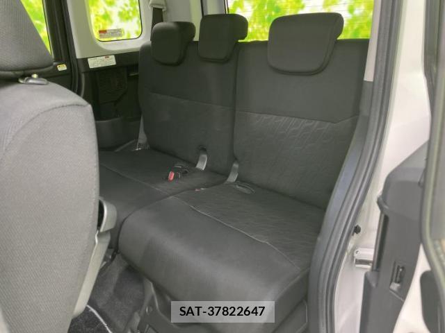 Toyota ROOMY 2018-03 8753175-6
