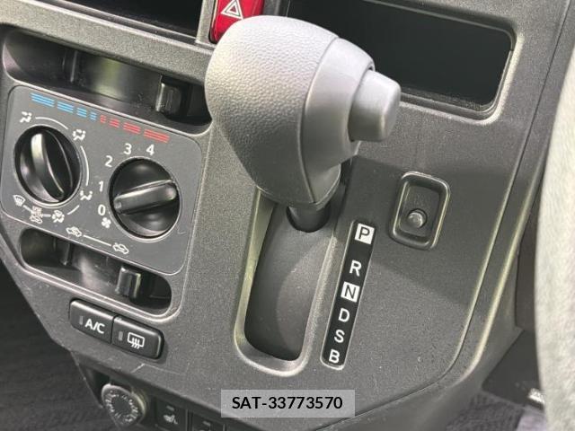 Toyota ROOMY 2017-12 8754376-17