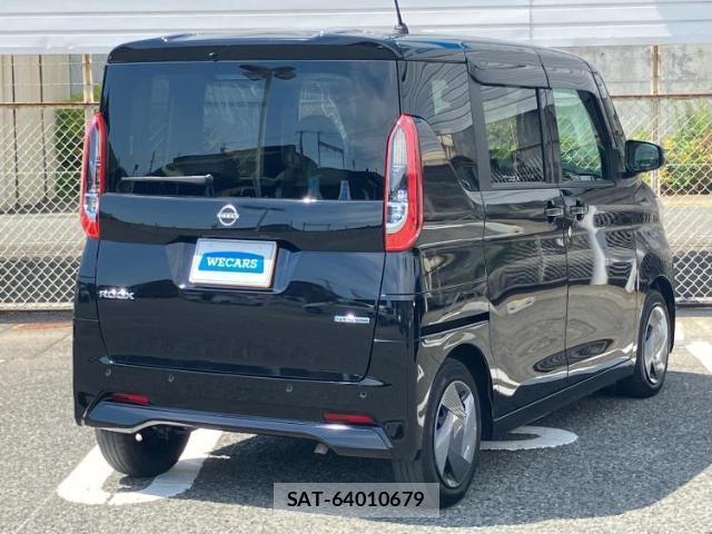 Nissan ROOX 2025-06 8752692-2