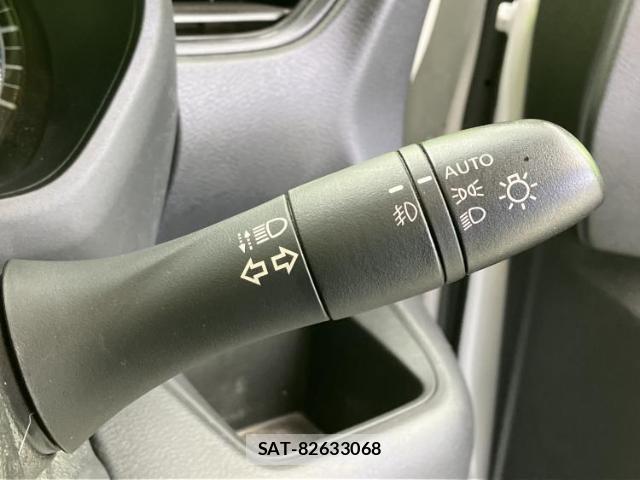 Nissan ROOX 2020-03 8752836-16
