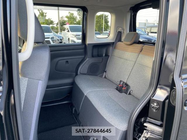 Nissan ROOX 2026-07 8753028-6