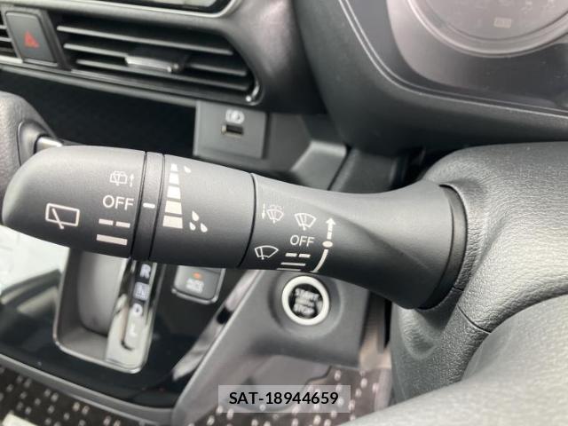 Nissan ROOX 2025-08 8754475-13