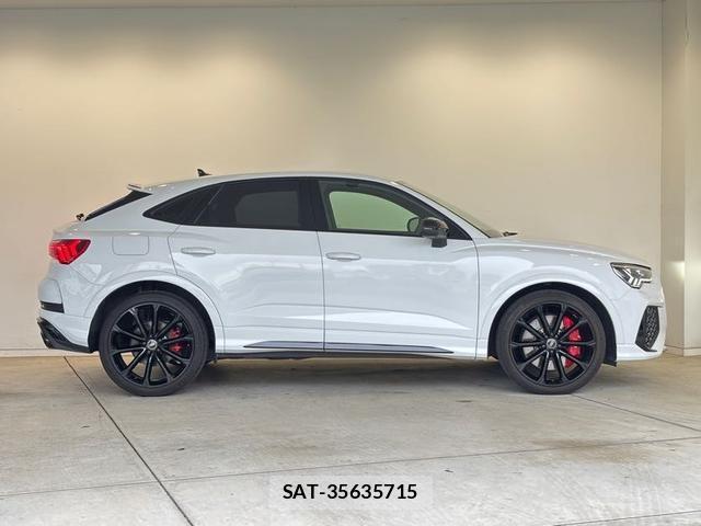 Audi RS Q3 2023-04 8753230-17
