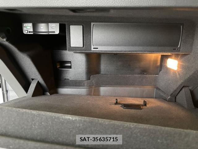 Audi RS Q3 2023-04 8753230-9