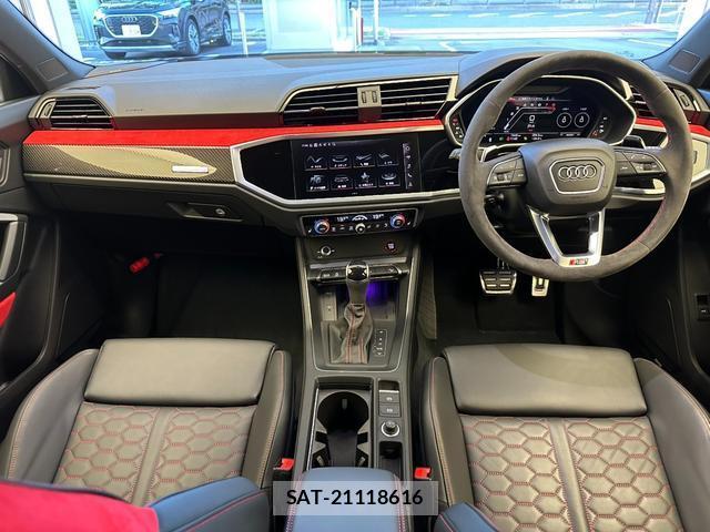 Audi RS Q3 2022-10 8753529-10