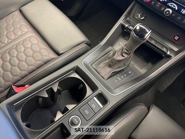 Audi RS Q3 2022-10 8753529-11