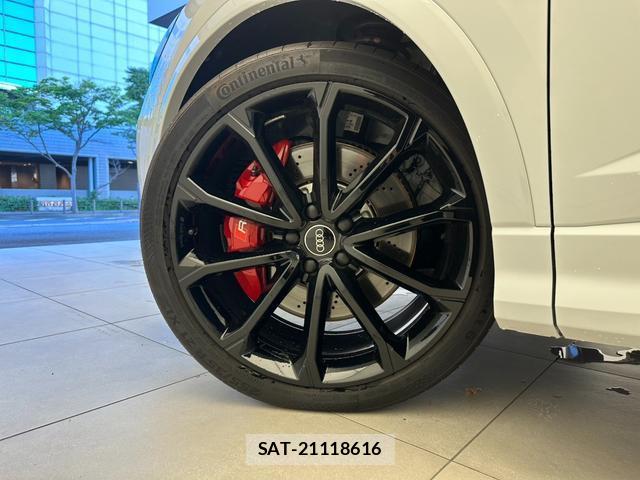 Audi RS Q3 2022-10 8753529-8
