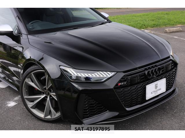Audi RS7 2021-05 8754263-12