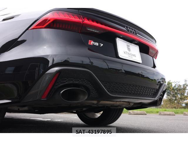 Audi RS7 2021-05 8754263-13