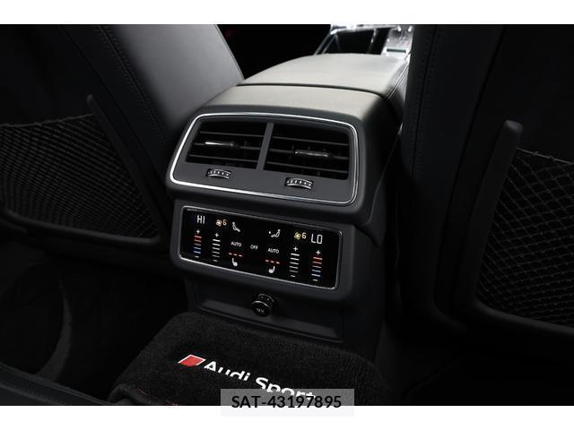 Audi RS7 2021-05 8754263-16