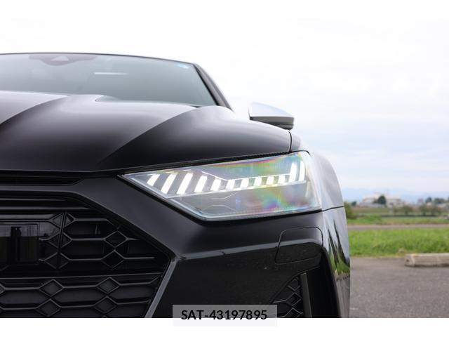 Audi RS7 2021-05 8754263-8
