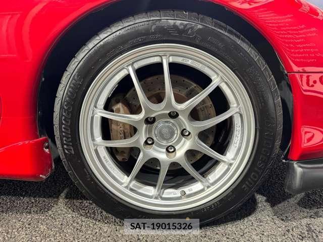 Mazda RX-7 2001-12 8753353-17