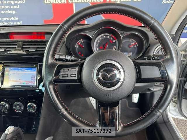 Mazda RX-8 2008-03 8753343-9