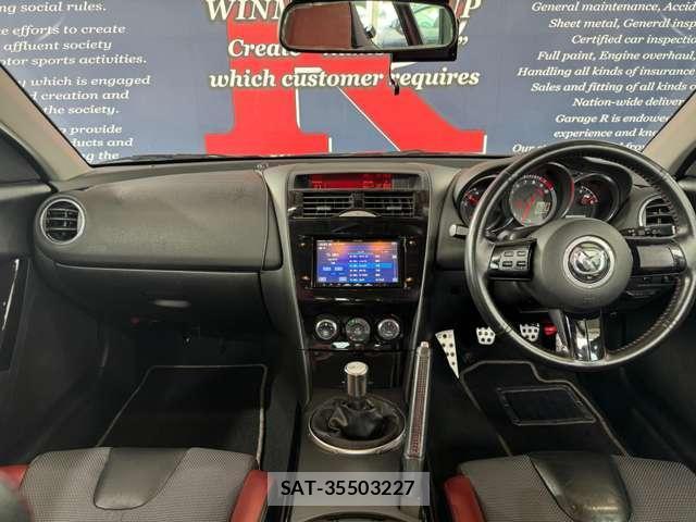 Mazda RX-8 2012-06 8753352-3