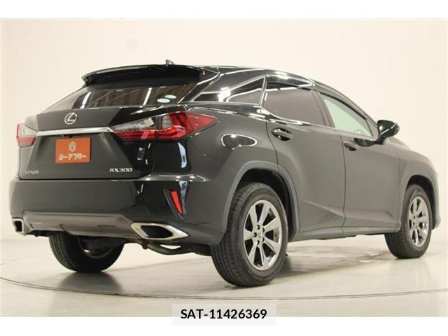 Lexus RX 2018-09 8752358-11