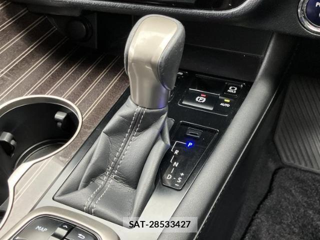 Lexus RX 2017-02 8752455-16