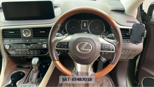 Lexus RX 2019-08 8753609-16