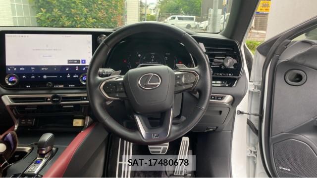 Lexus RX 2024-03 8753664-16