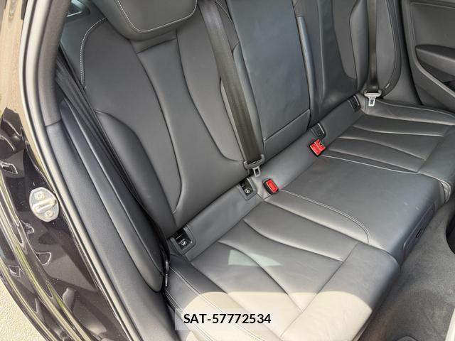 Audi S3 2015-06 8754140-11