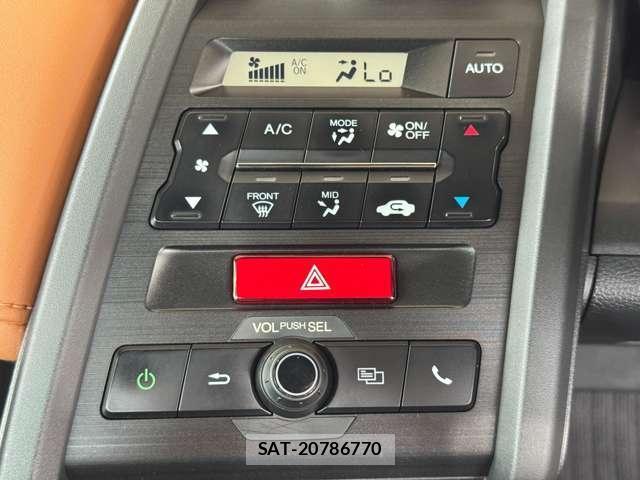 Honda S660 2017-08 8753358-13