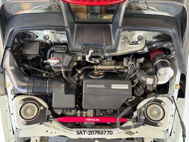 Honda S660 2017-08 8753358-2