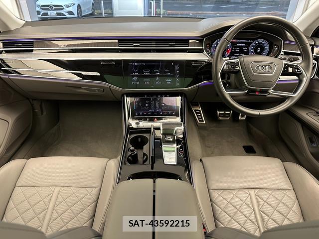 Audi S8 2022-02 8753528-10