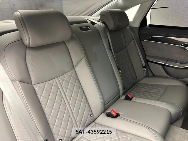 Audi S8 2022-02 8753528-4